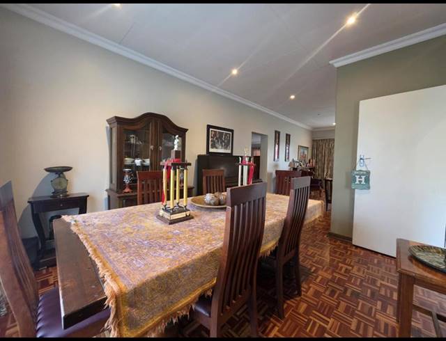 4 BEDROOM HOUSE FOR SALE IN BRACKENHURST